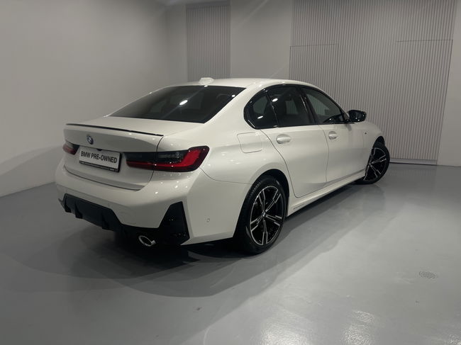 2023 BMW 318i