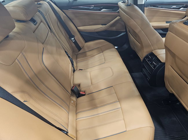 2020 BMW 520i