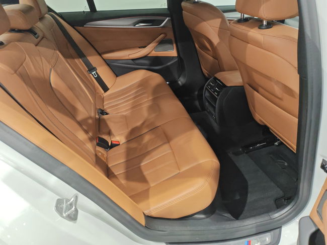 2019 BMW 530i