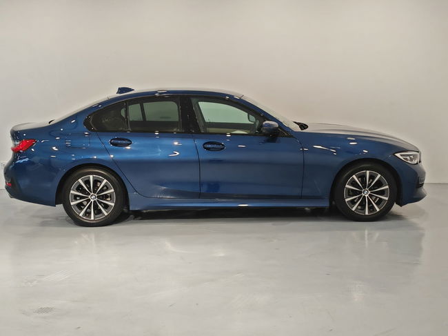 2021 BMW 318i