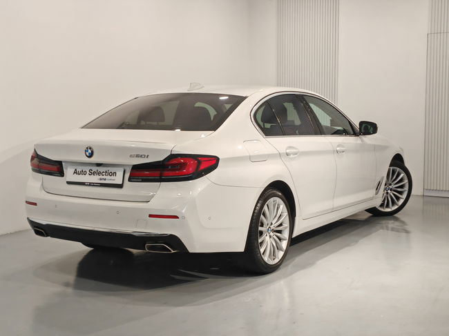 2020 BMW 520i