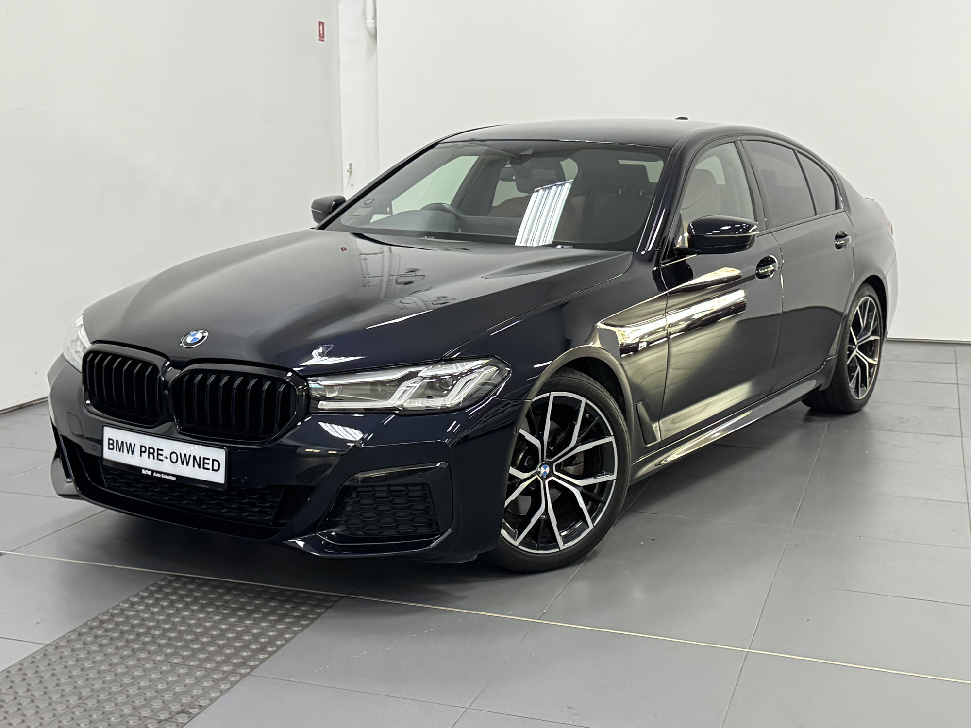 2020 BMW 520i