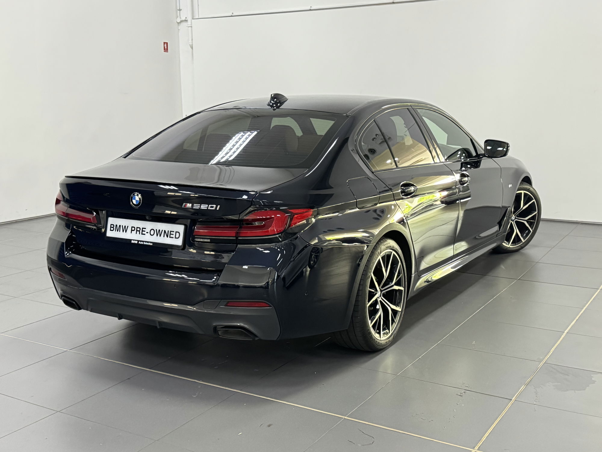 2020 BMW 520i