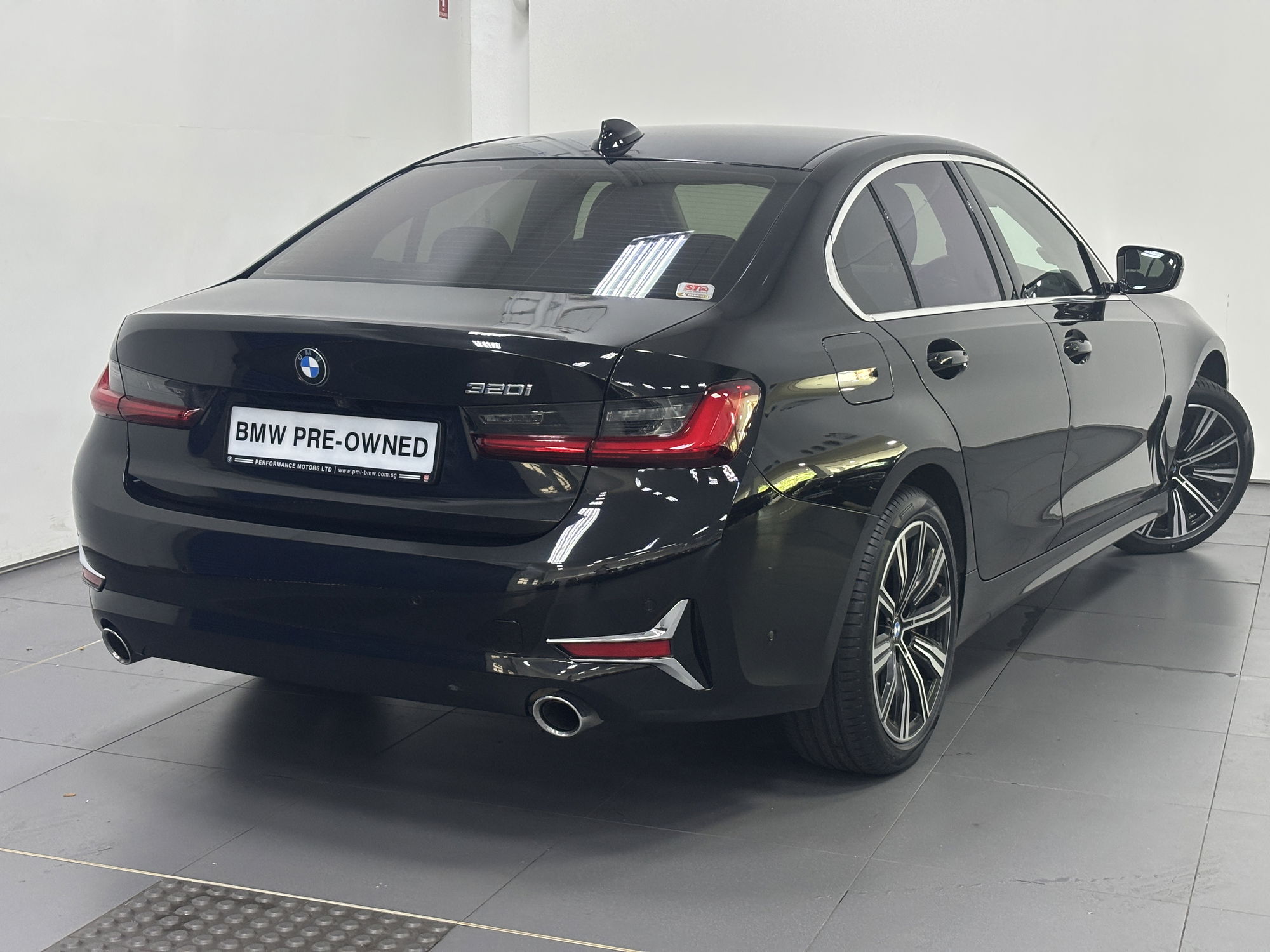 2019 BMW 320i
