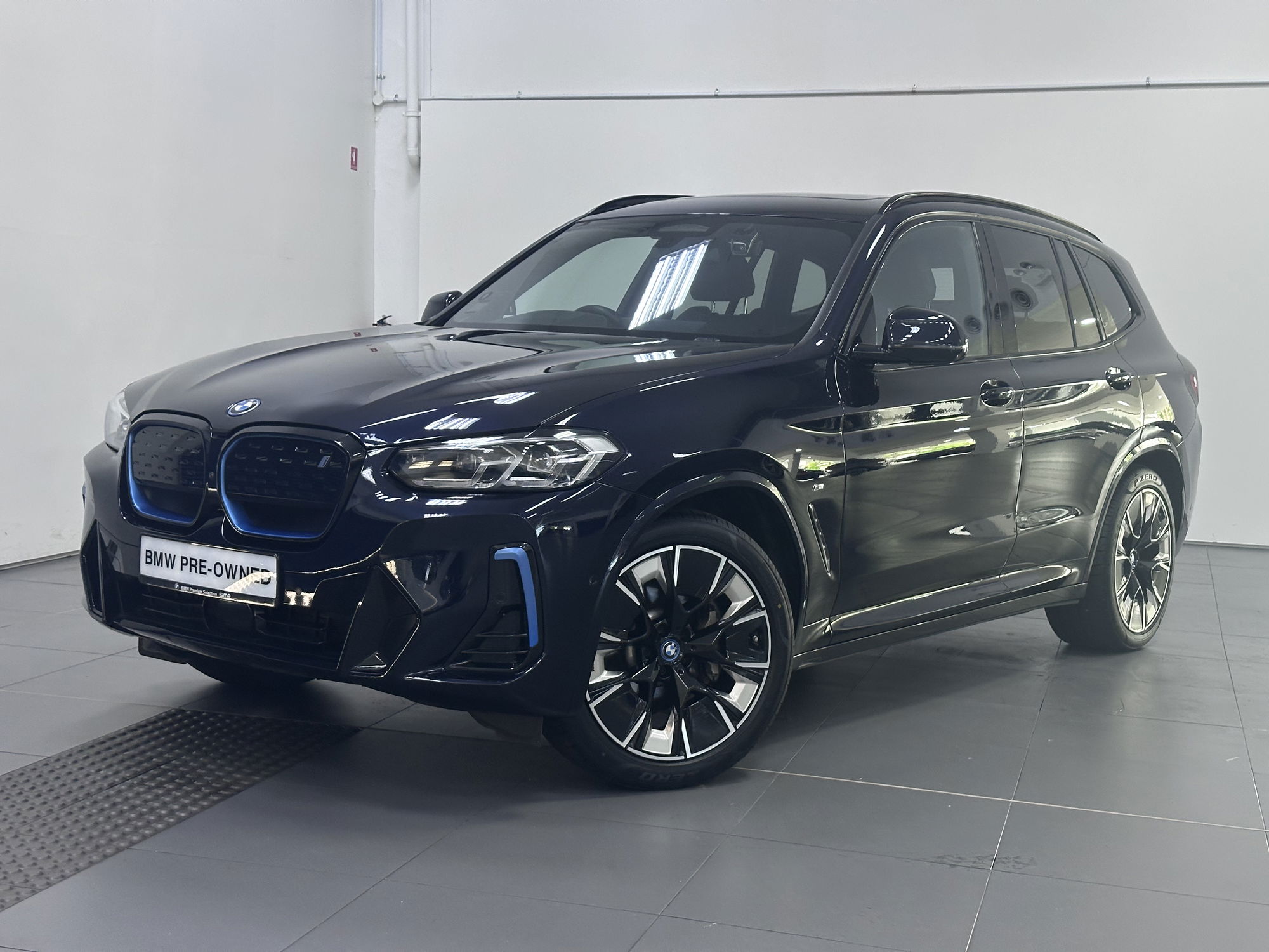2022 BMW iX3