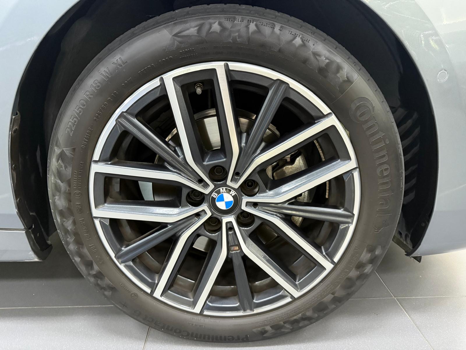 2023 BMW 216i AT