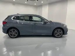 2021 BMW 116i