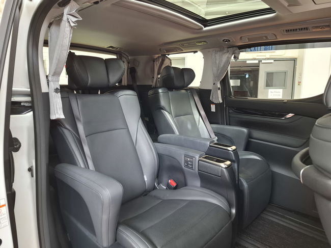 2022 Toyota Vellfire