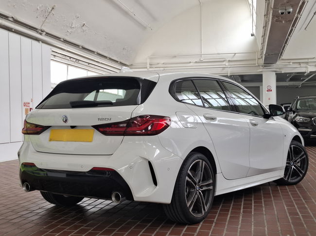 2021 BMW 120iA M Sport