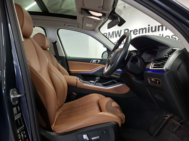 2020 BMW X5 xDrive40iA 7-Seater xLine