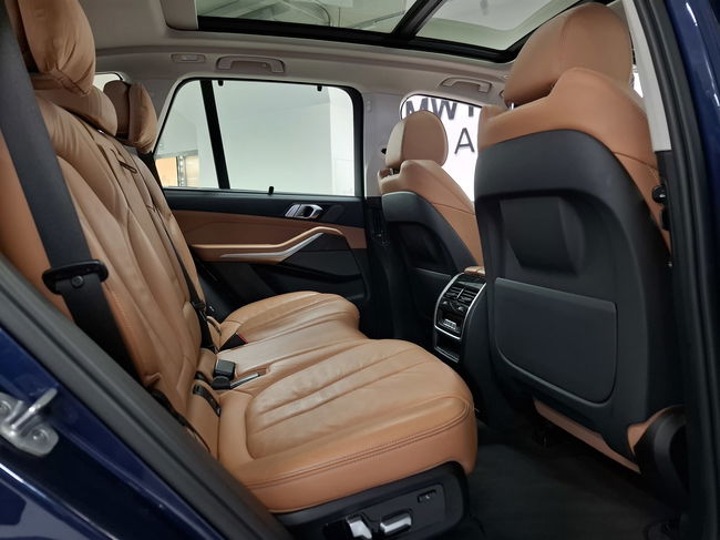 2021 BMW X5 xDrive40iA 7-Seater xLine