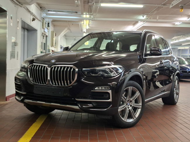 2021 BMW X5 xDrive40iA 7-Seater xLine
