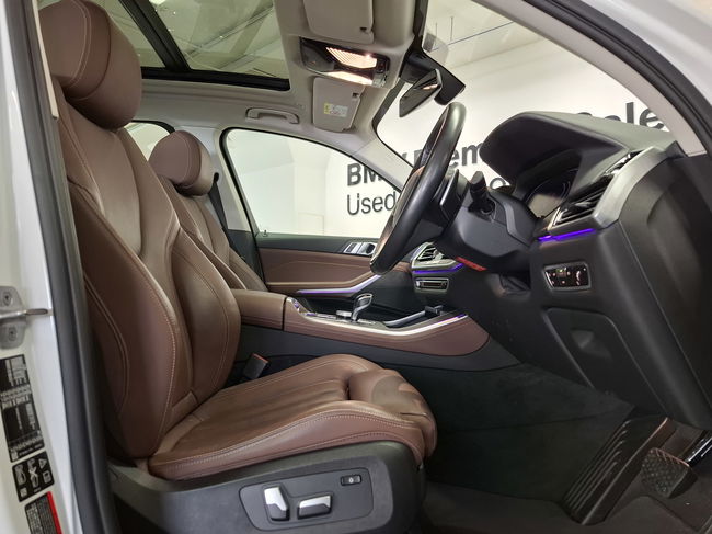2021 BMW X5 xDrive40iA 7-Seater xLine