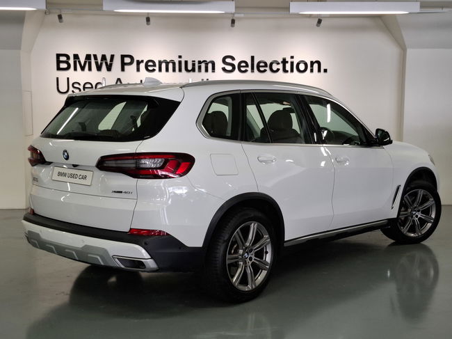 2021 BMW X5 xDrive40iA 7-Seater xLine