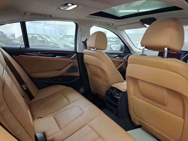 2020 BMW 520iA Luxury LCI