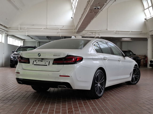 2021 BMW 520iA Premium LCI