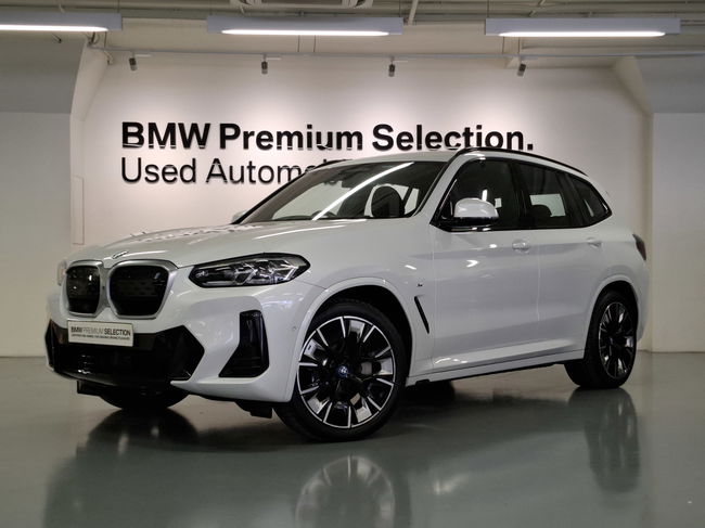 2023 BMW IX3 M Sport Edition