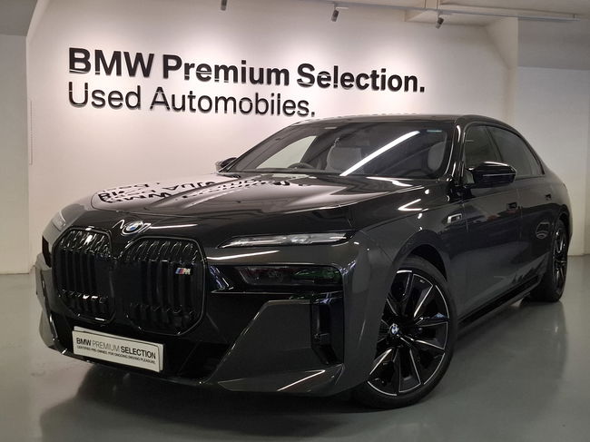 2024 BMW i7 M70