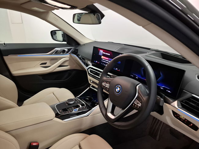 2023 BMW i4 edrive35