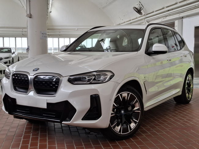 2023 BMW IX3 M Sport Edition
