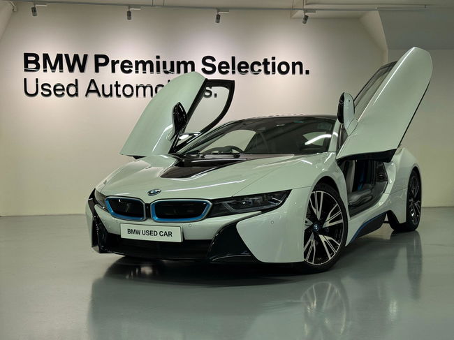 2014 BMW i8