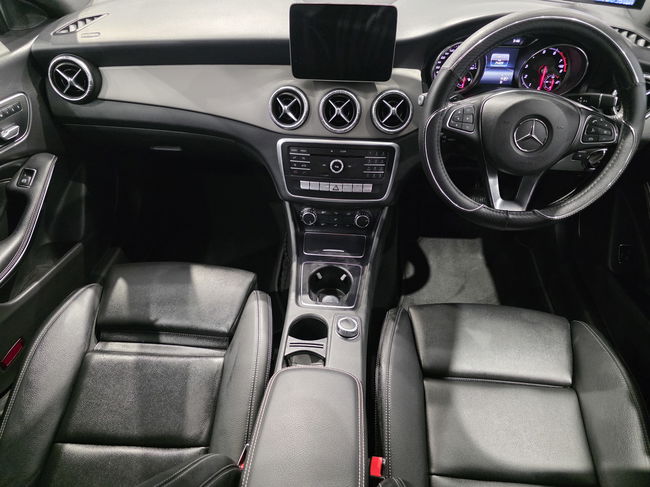 2019 Mercedes Benz CLA180 COUPE URBAN