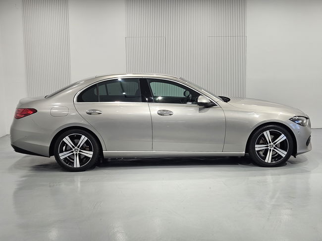 2022 Mercedes Benz C180 AVANTGARDE