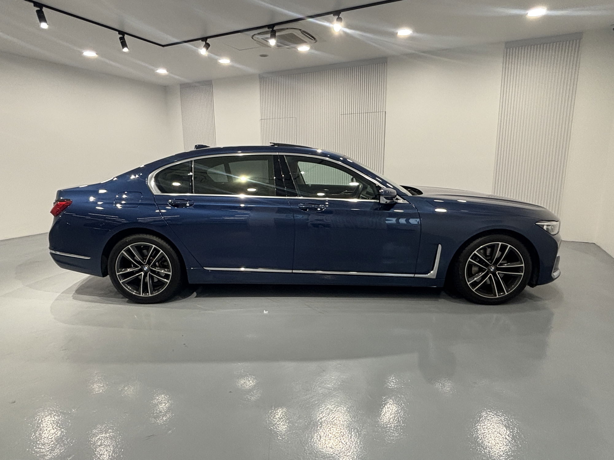 2020 BMW 730Li Sedan RL G12