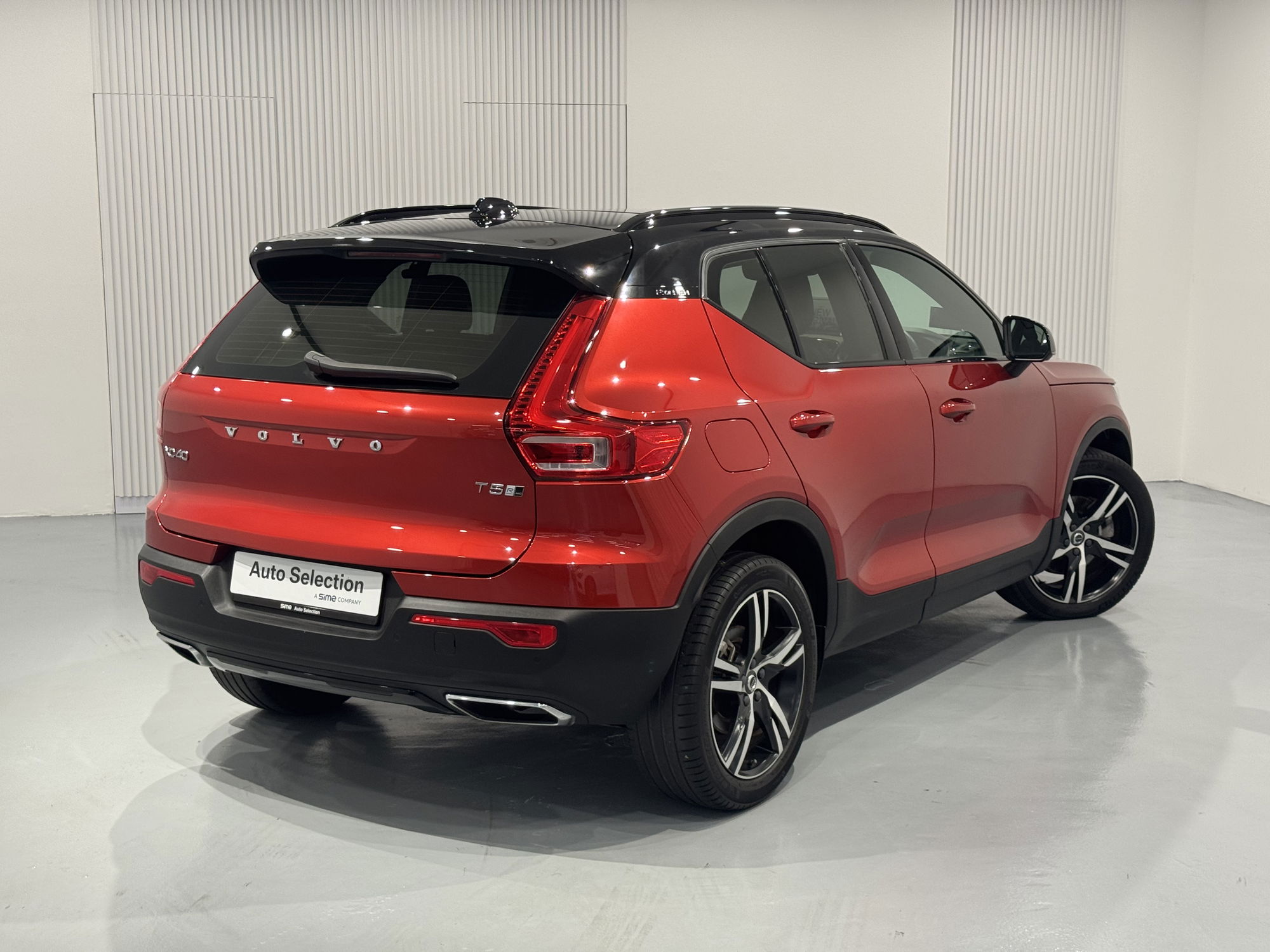 2018 Volvo XC40 T5 R-DESIGN