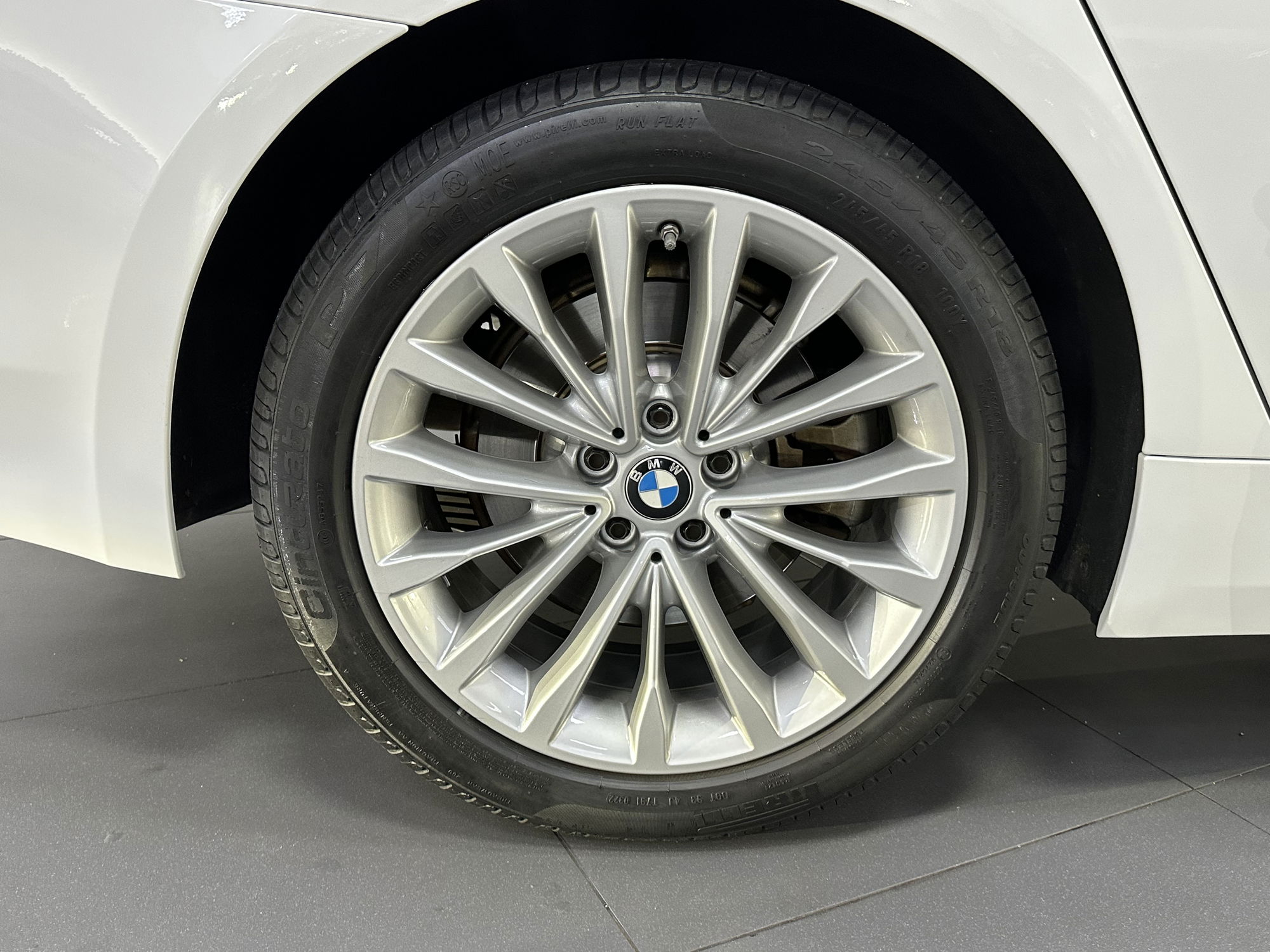 2019 BMW 520i