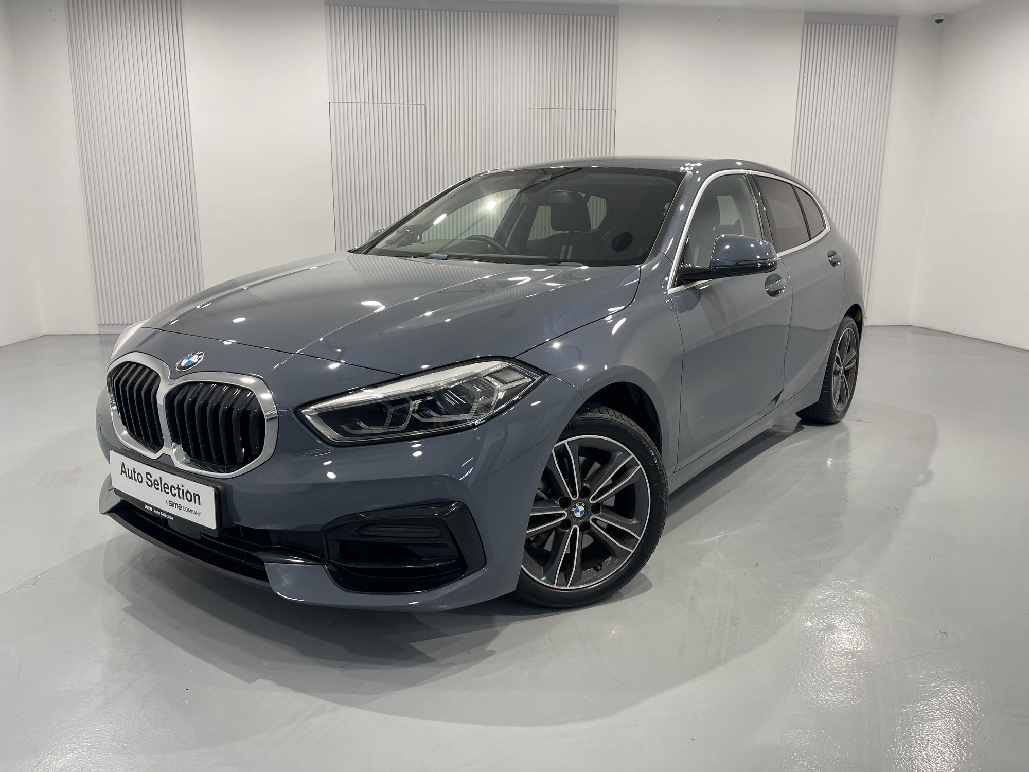 2021 BMW 116i