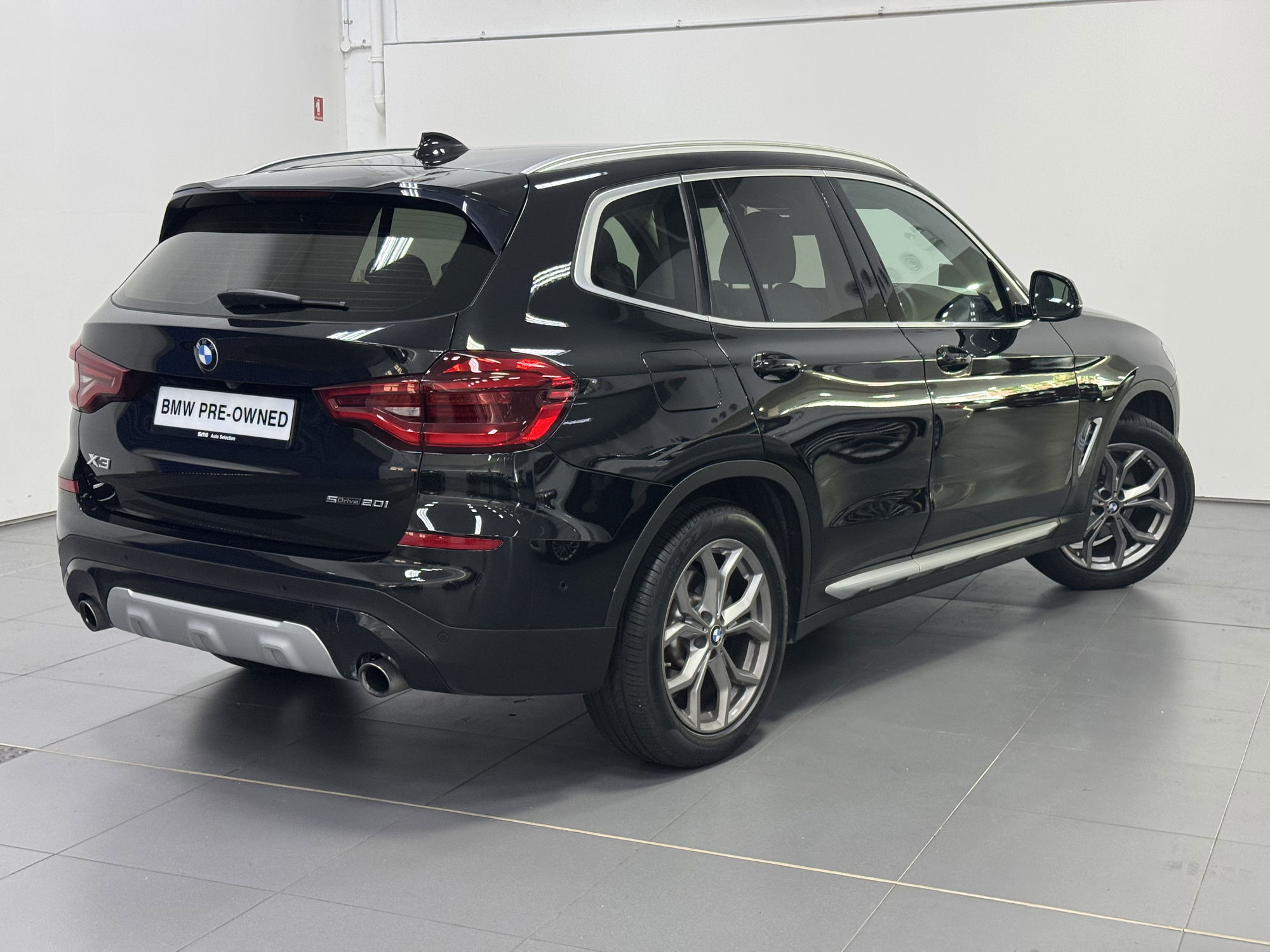 2021 BMW X3 sDrive20i