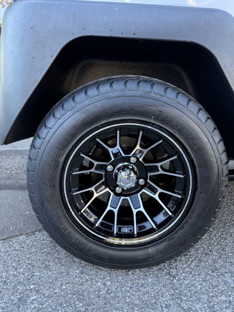 2025 LV Tong 2 seat Eclipse Luxury